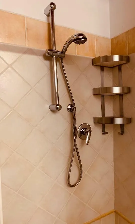 Whouse Suite Apartment Mirasole Bologna Italia